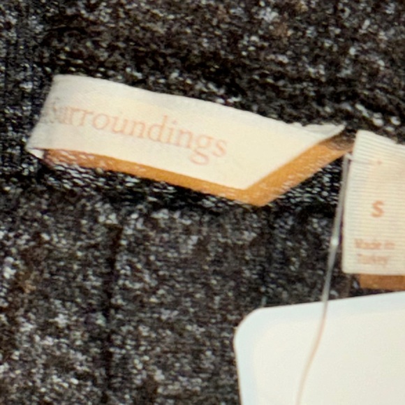 Soft surroundings women’s small 6/8 very soft NWT pants, charcoal, very soft - Picture 6 of 14